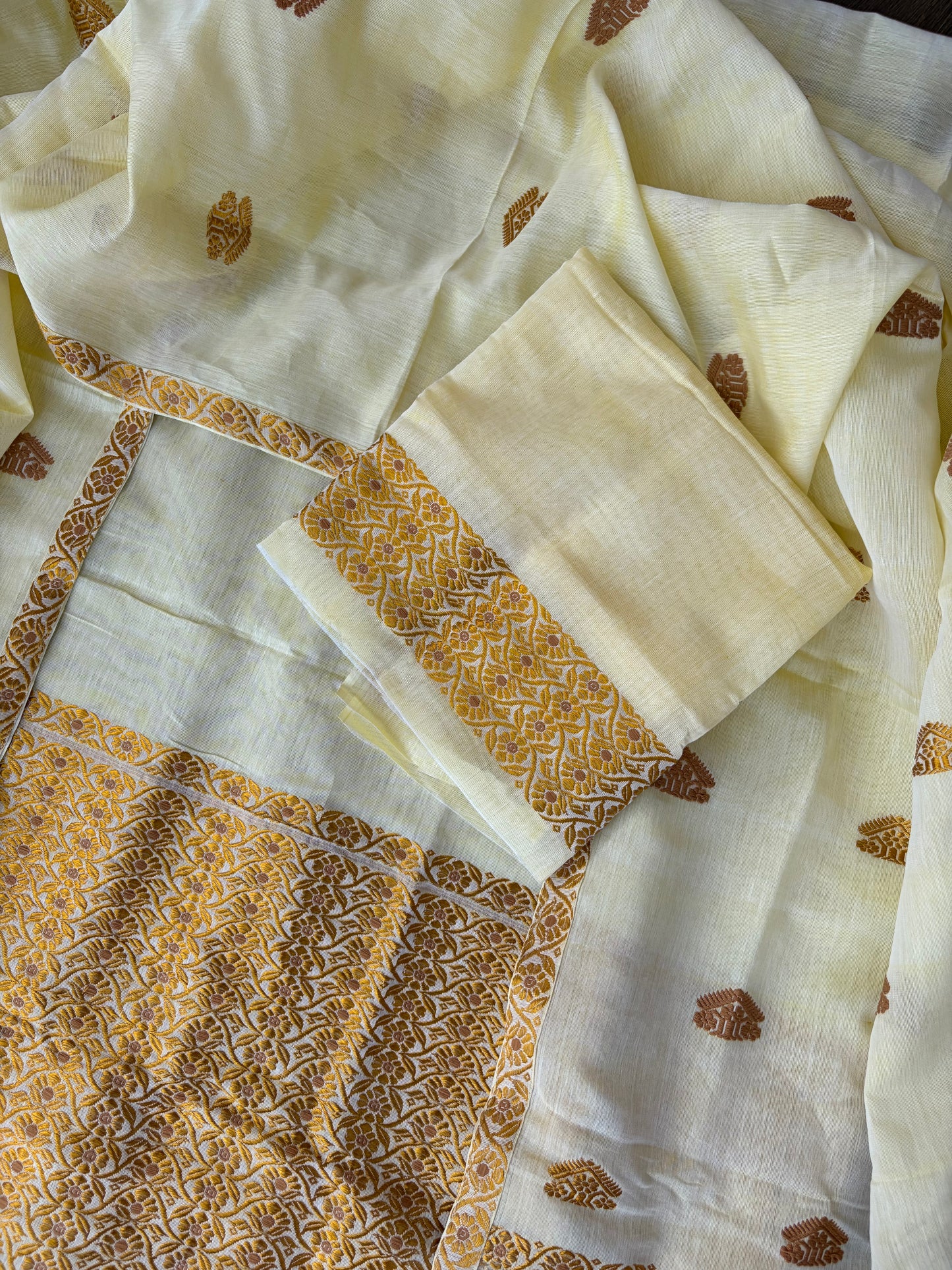 Pure Kesapaat Cotton with Golden Guna Mekhela Sador - Tathal Clothing