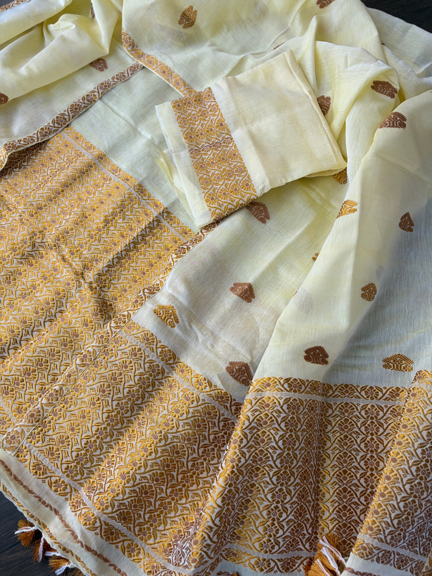 Pure Kesapaat Cotton with Golden Guna Mekhela Sador - Tathal Clothing