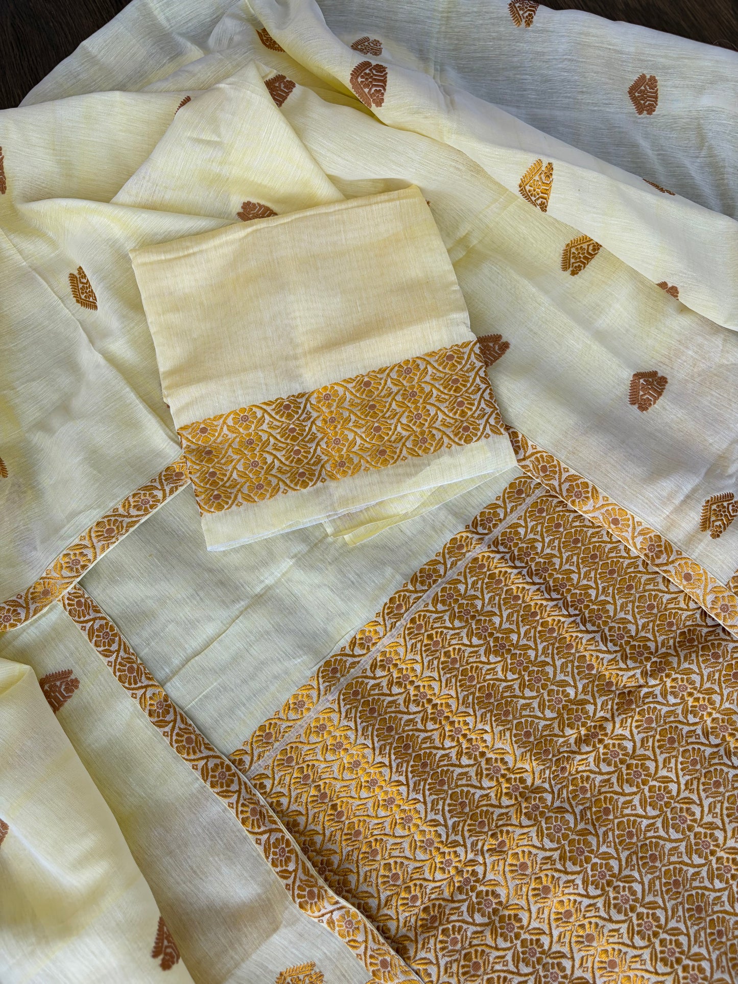 Pure Kesapaat Cotton with Golden Guna Mekhela Sador - Tathal Clothing