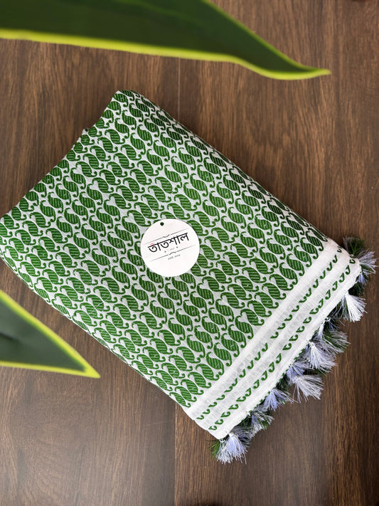 Nooni Cotton Mekhela Sador in White and Green Design Ready to Wear - Tathal Clothing