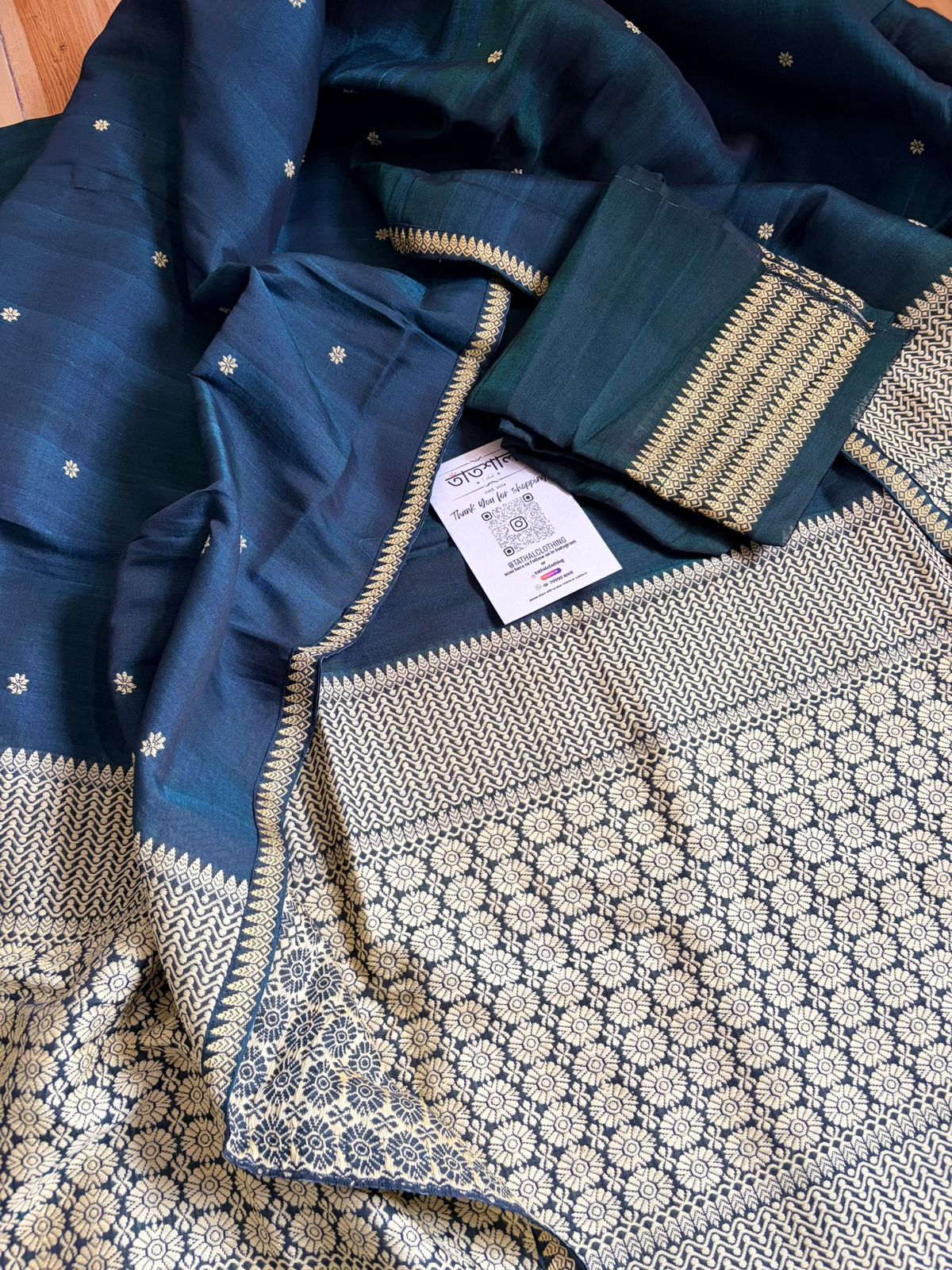 Bottle Green Kesapaat Cotton Mekhela Sador with Beige Thread Work Design – Tathal Clothing
