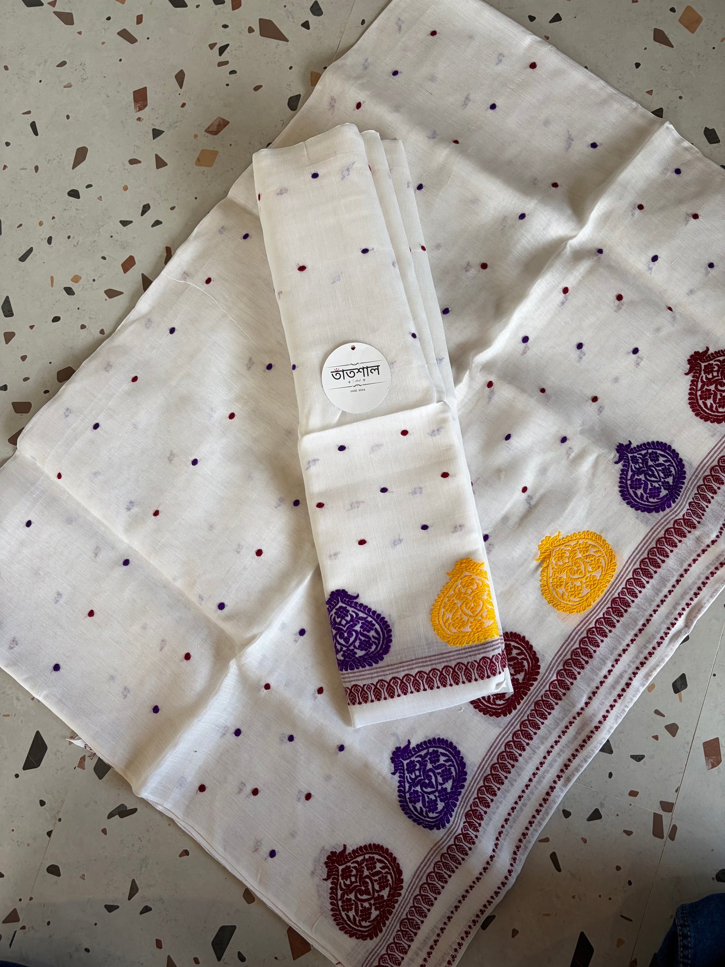 Nooni Cotton Mekhela Sador in White - Tathal Clothing