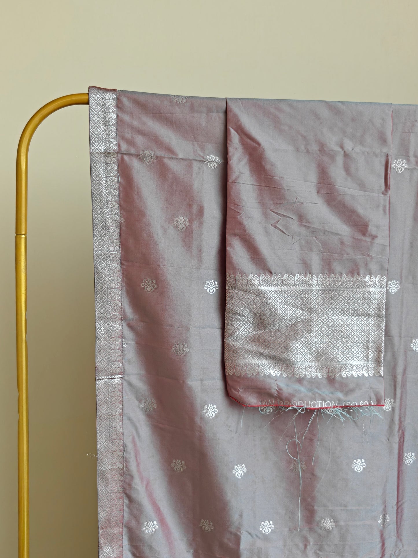 Mixpaat Mekhela Sador- Tathal Clothing