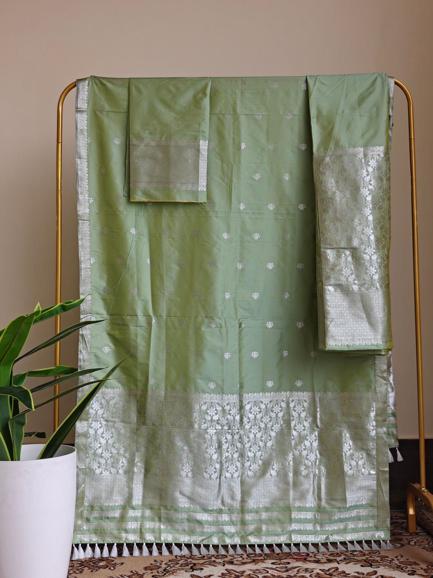 Mixpaat Mekhela Sador for Women | Tathal Clothing