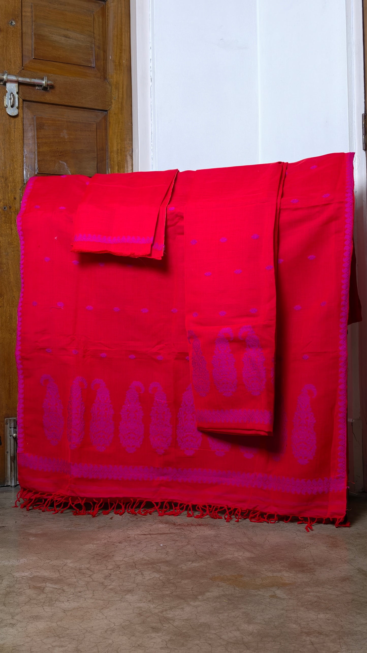 Handloom Kesapaat Cotton  Mekhela Sador- Tathal Clothing