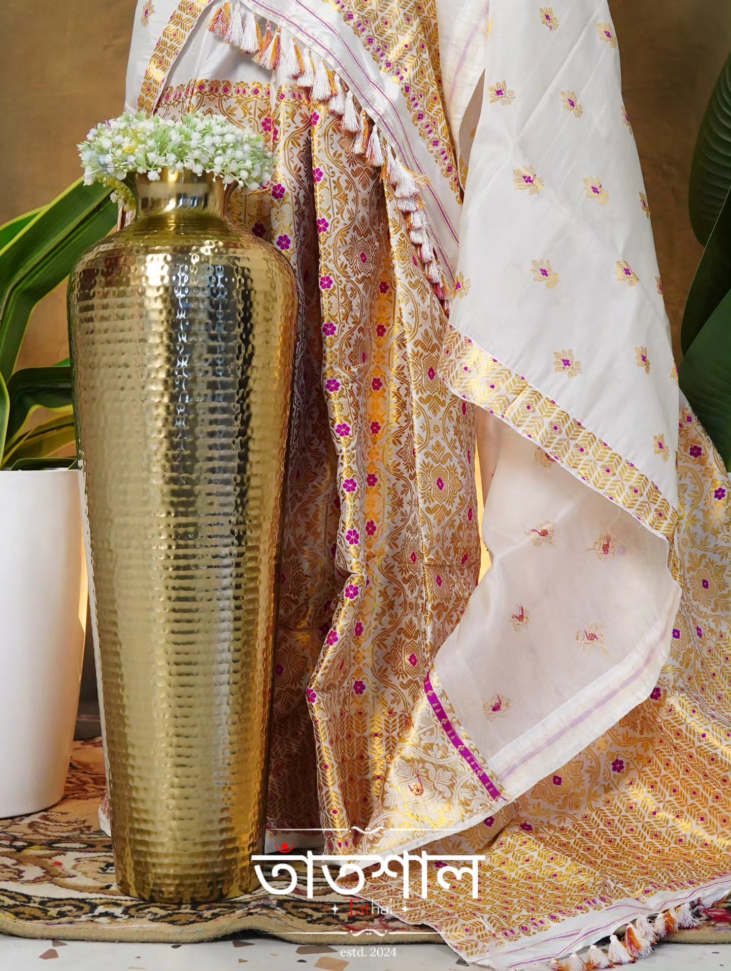 Pure Kesapaat by Paat Mekhela Sador with Golden Guna and Rani Pink Mina - Tathal Clothing