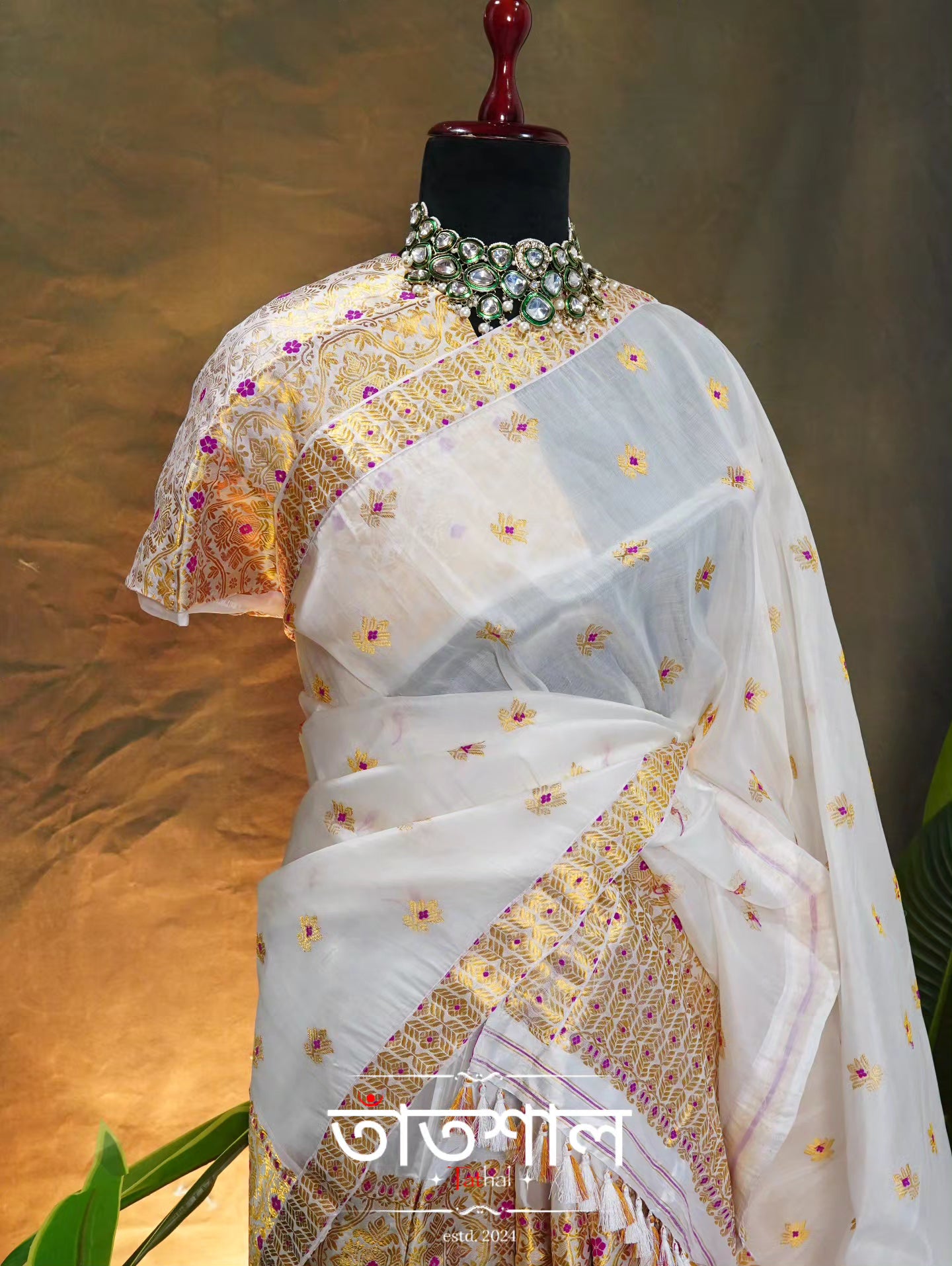 Pure Kesapaat by Paat Mekhela Sador with Golden Guna and Rani Pink Mina - Tathal Clothing