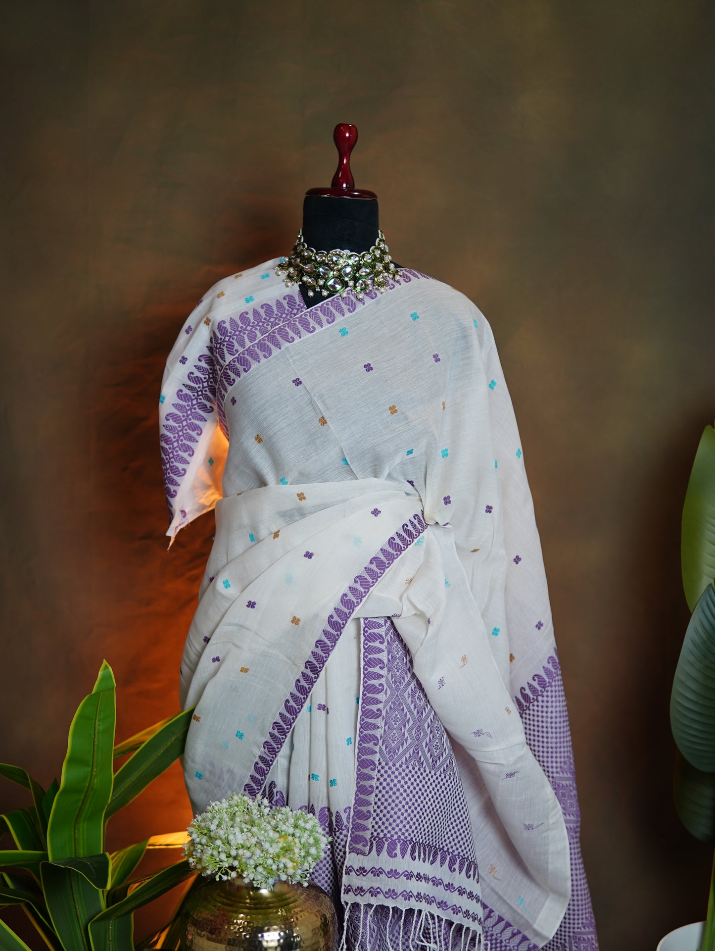 White Kesapaat Cotton Mekhela Sador - Tathal Clothing