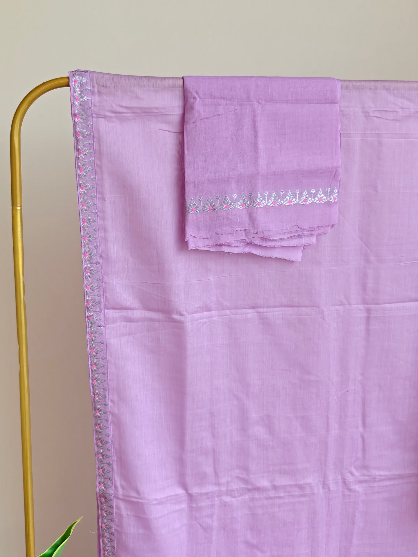 Nooni Cotton Mekhela Sador in Baby Pink and Silver Guna Ready to Wear - Tathal Clothing