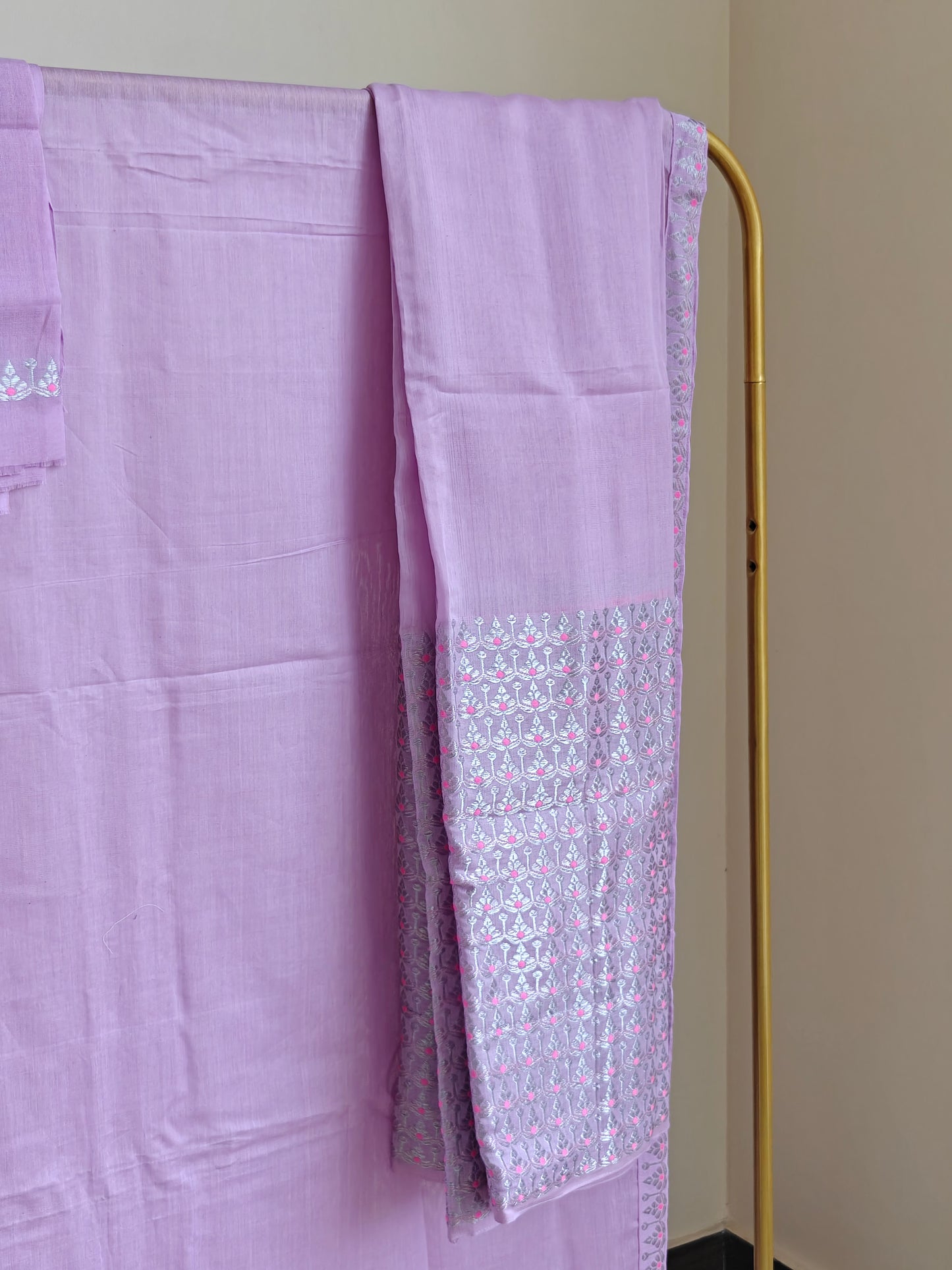 Nooni Cotton Mekhela Sador in Baby Pink and Silver Guna Ready to Wear - Tathal Clothing